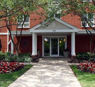 110 N Milwaukee Ave #2-505, Wheeling, IL, 60090