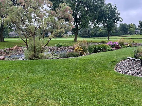 5th image of 3310 Eagle Ridge Dr W