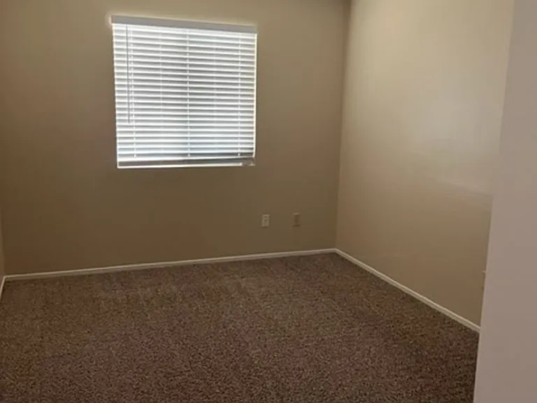 3104 Brookfield Loop — Photo 4