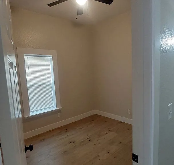 2414 San Diego Ave — Photo 30