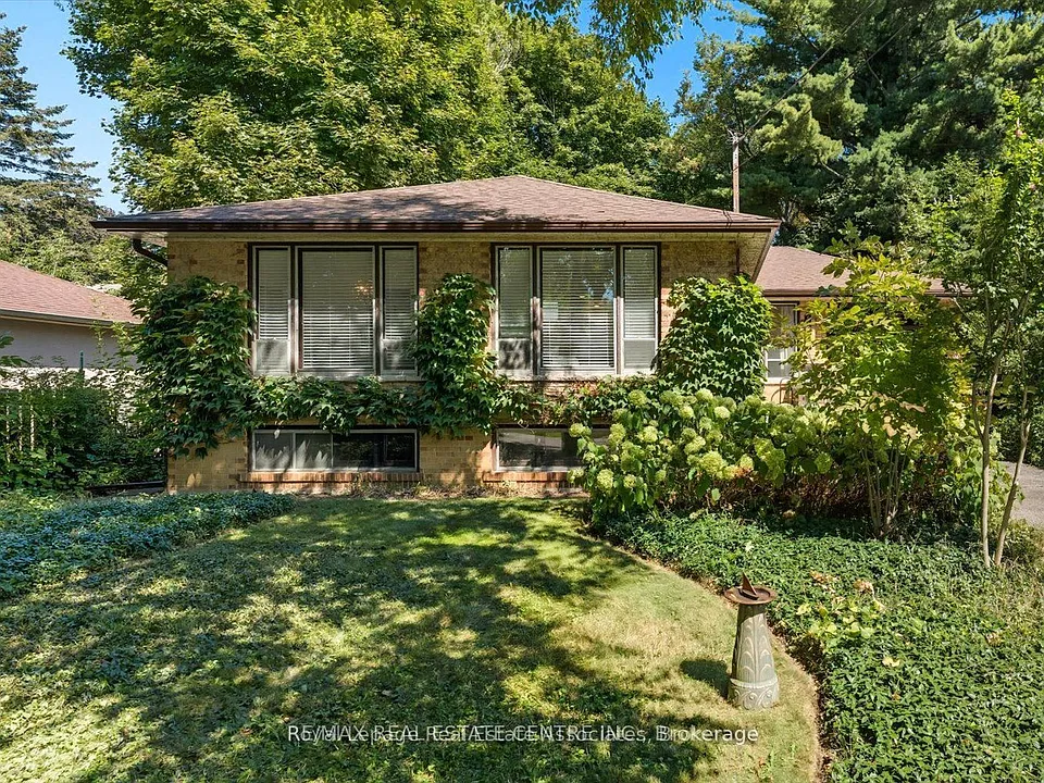 1229 Welwyn Dr #UPPER