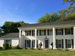 4012 Old Dominion Dr, West Bloomfield, MI 48323