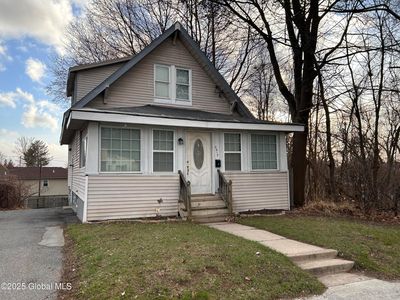 2012 State St Street, Schenectady, NY, 12304