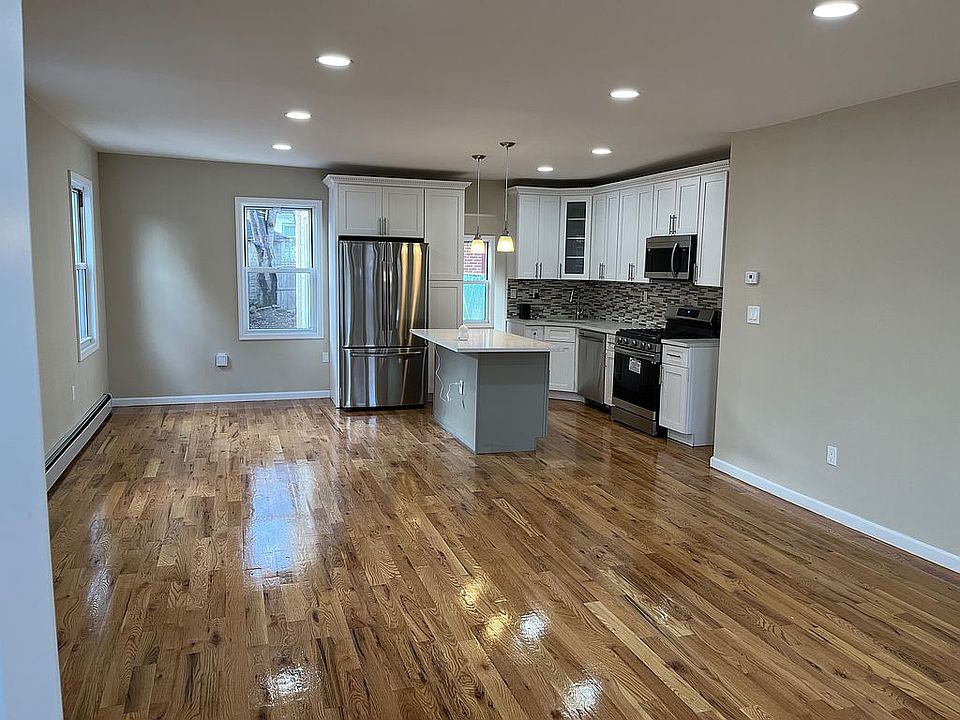 1st image of 116-04 223rd St