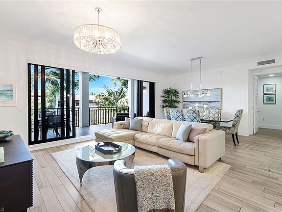 4th image of 1035 3rd AVE S #305