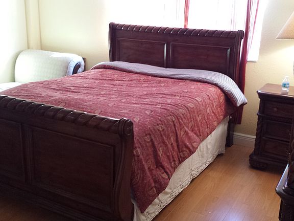 4th image of 2841 NE 163rd St APT 808