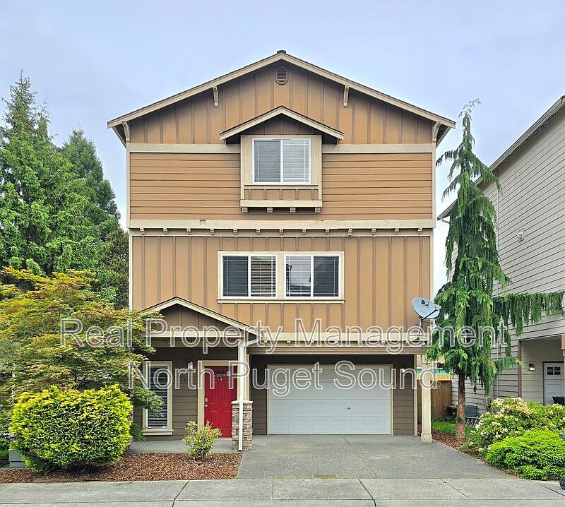 1st image of 1256 Ash Ave Unit 108