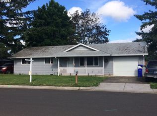 504 Stowers Rd, Molalla, OR 97038