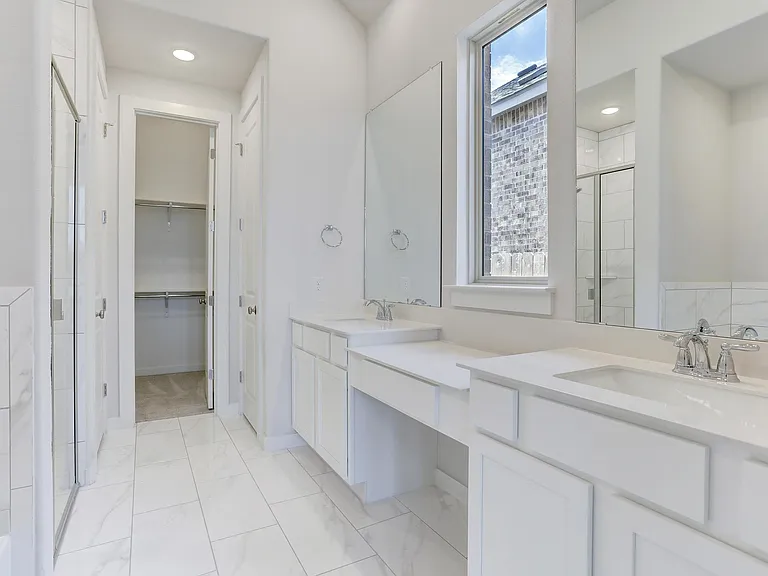 412 Trailing Lantana Ln — Photo 23