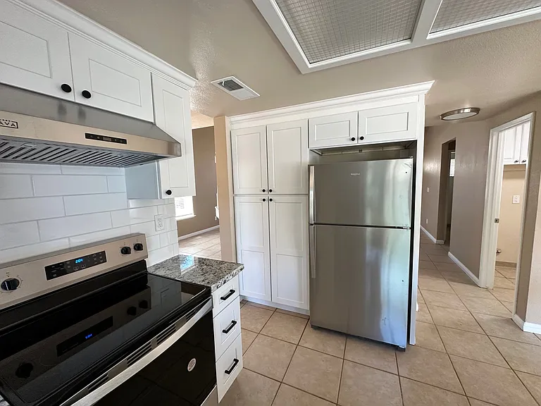 316 W El Paso Ave — Photo 4