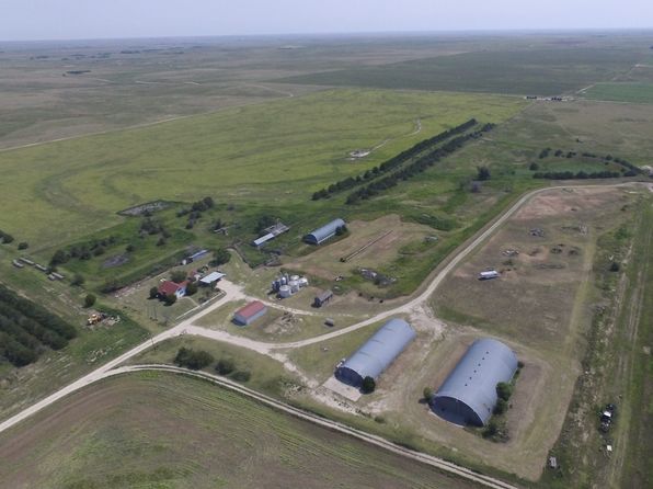14448 W Ness County Line Rd, Beeler, KS 67518