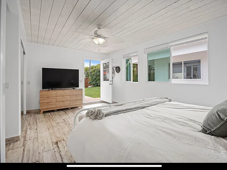 1204 California St — Photo 26