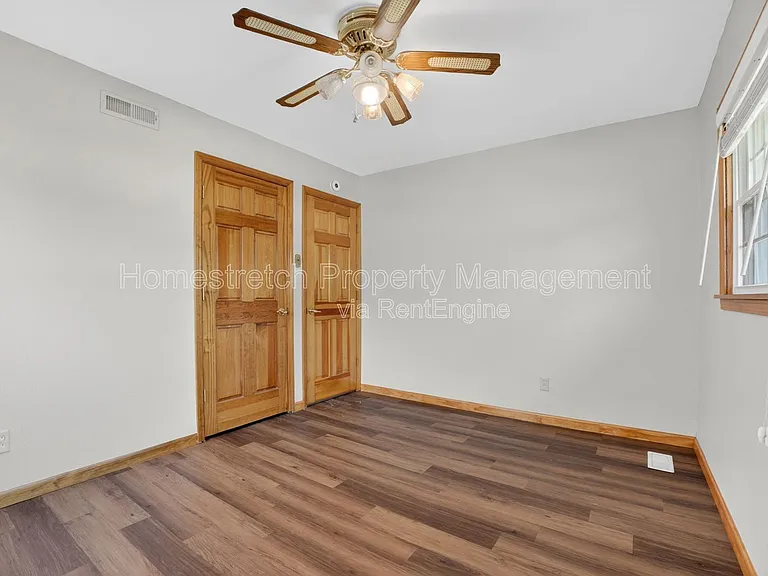 10527 Prestwick Dr — Photo 14