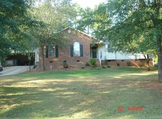 122 Edgewater Dr, Anderson, SC 29626