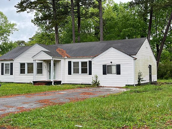 2nd image of 5509 Pinelawn Ave