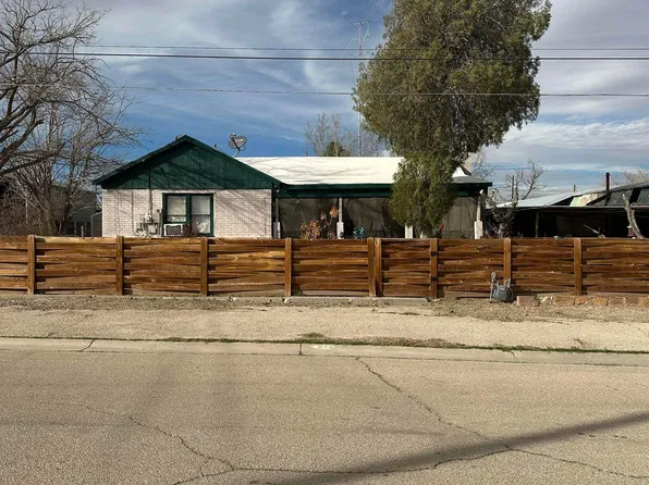 2606 Utah St, Carlsbad, NM 88220