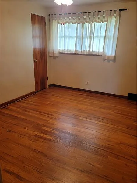 Thumbnail 16