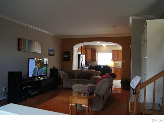 4th image of 5991 Windemere Ln