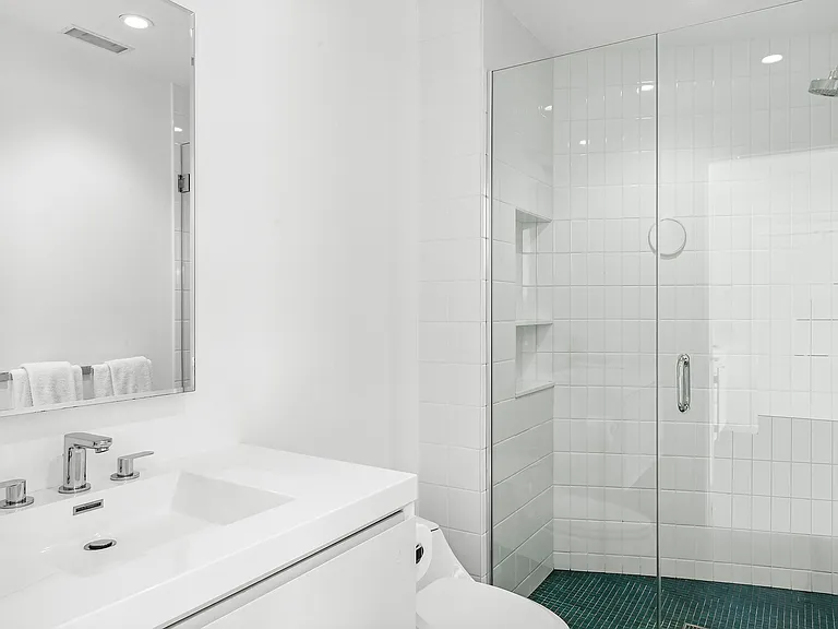 67 Surfside Dr — Photo 25