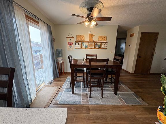 5th image of 206 17th St NE