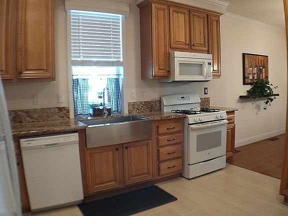 4th image of 1050 Borregas Ave Spc 97