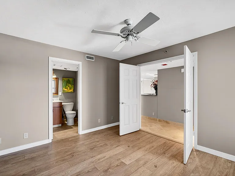 3901 S Flagler Dr #703 — Photo 18