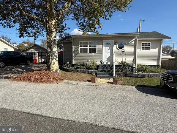 243 C St, Carneys Pt, NJ 08069