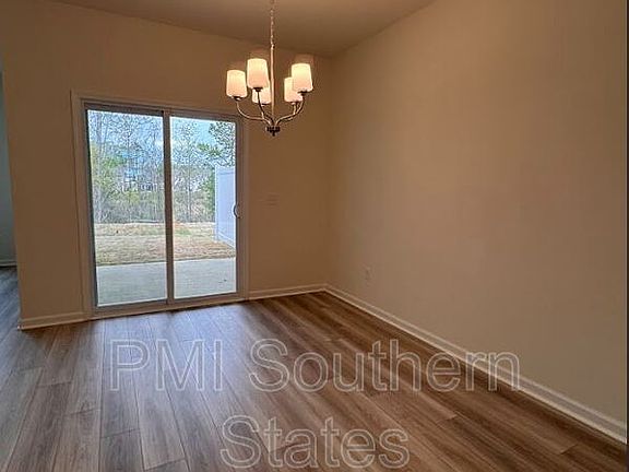5th image of 3088 Olivette Pl