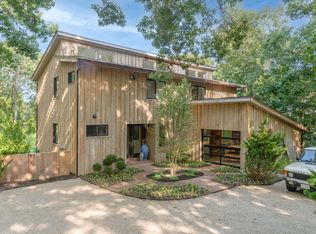 2 Oyster Shores Rd, East Hampton, NY 11937