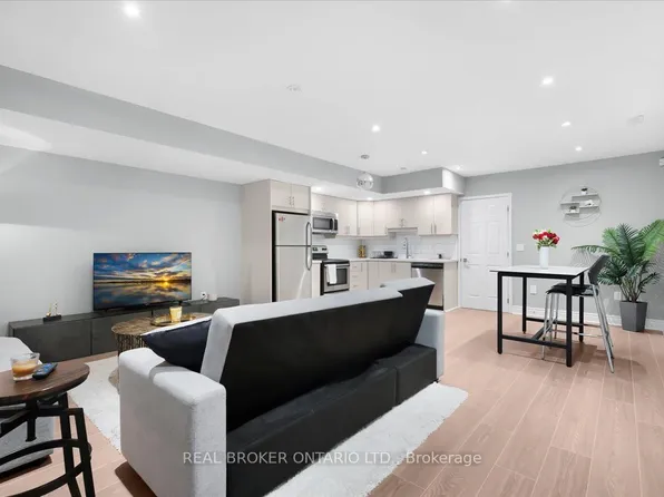 25A Mystic Ave, Toronto, ON M1L 4G8