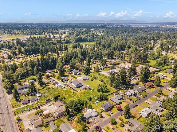 5th image of 7102 46th Avenue E