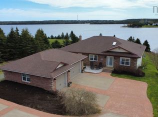 2426 Crowell Rd, East Lawrencetown, NS B2Z1P3