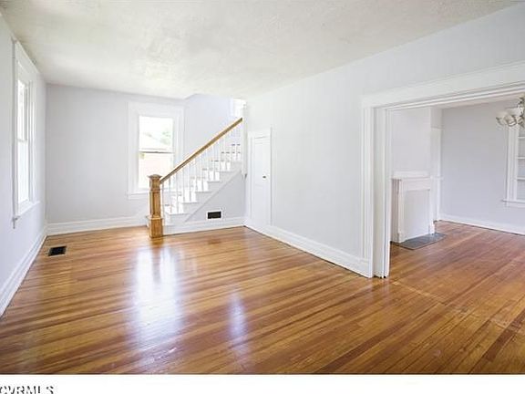 2nd image of 4201 Corbin St