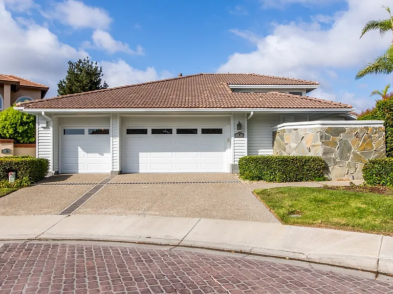 9 Andalucia Dr — Photo 2