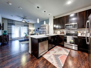 10520 S Interstate Highway 35 #231818-976, Austin, TX 78748