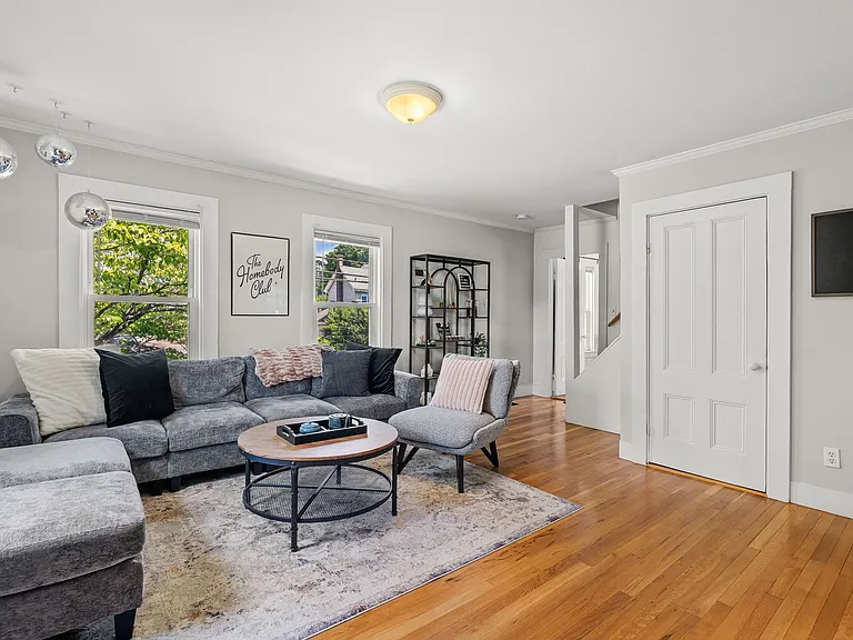 589 Willard St #2 — Photo 4
