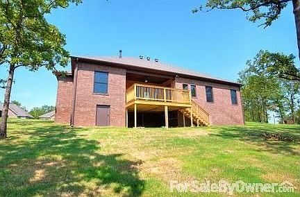 Rear Elevation : No back yard neighbor! Backs up to East Woodruff