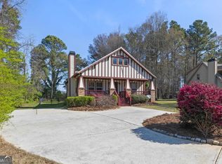 356 Live Oak Ln, Comer, GA 30629