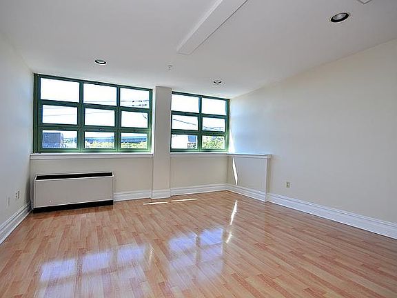 4th image of 1919 24th Ave APT L315