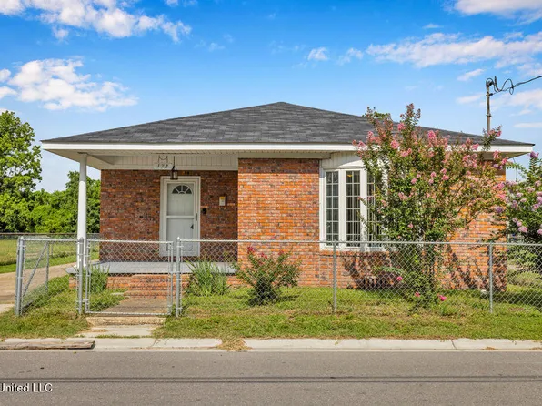 172 Hoxie St, Biloxi, MS 39530