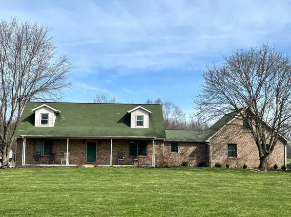 18555 Days Way Ln, Aurora, IN 47001