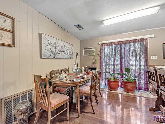 4th image of 21214 Cullen Dr