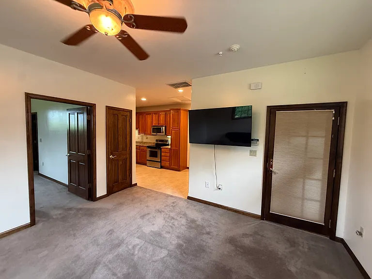 23158 Town Run Dr — Photo 15