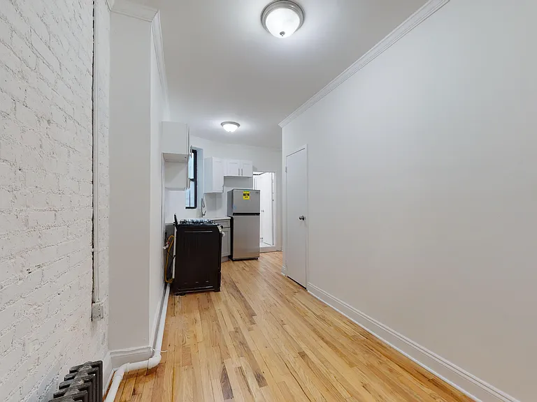 121 E 97th St #23 — Photo 6