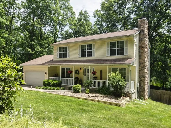 5060 Willow Wood Dr, Gibsonia, PA 15044