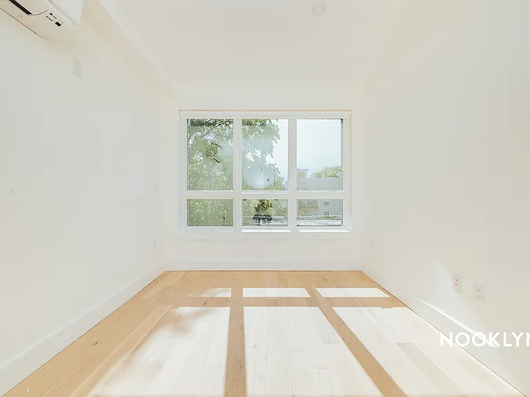 1901 10th Ave #2B — Photo 11