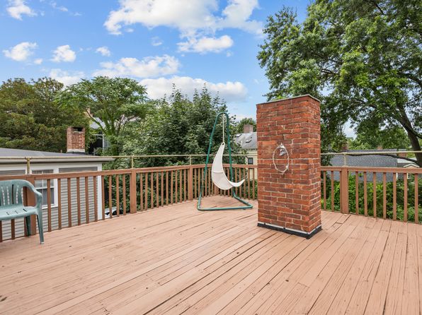 35 Bowen St #3A
