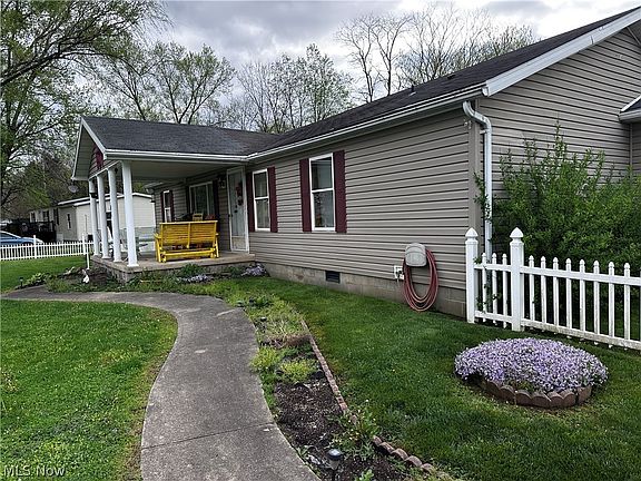 3rd image of 14477 Gorby St