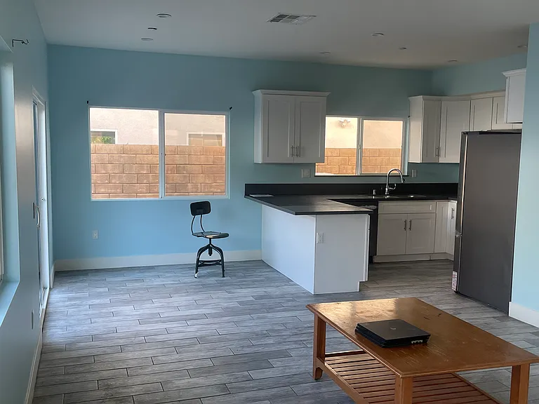 12662 Bradley Ave — Photo 23