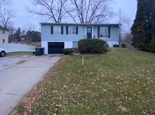 4020 Eastern Ave, Davenport, IA 52807